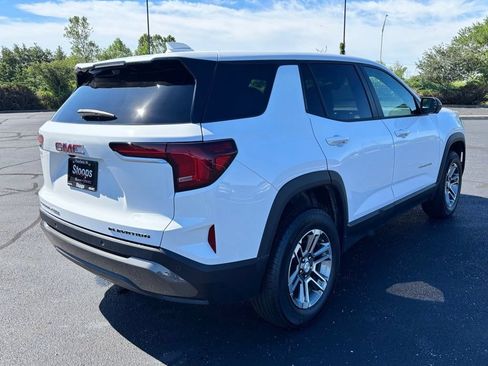 Used 2025 GMC Terrain Elevation w/ Technology Package II AWD/4WD image 8