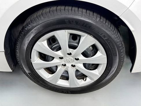 Certified 2021 Toyota Corolla LE FWD image 28