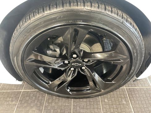 Used 2024 Chevrolet Camaro LT w/ RS Package image 5