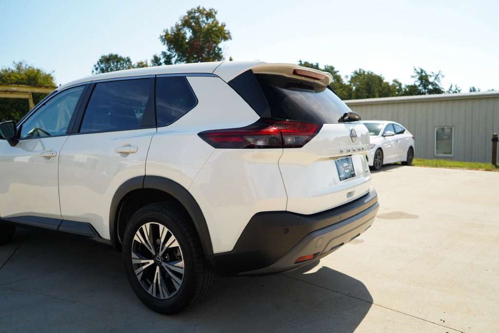 Used 2023 Nissan Rogue SV FWD image 20