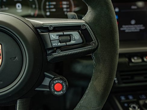 New 2026 Porsche 911 Carrera GTS RWD image 32