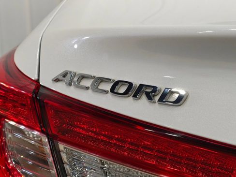 Used 2021 Honda Accord EX-L image 50