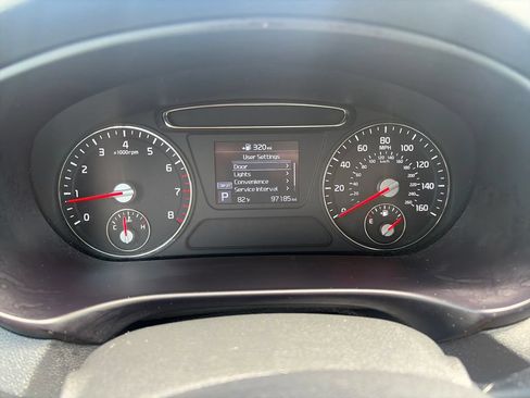 Used 2020 Kia Sorento L FWD image 16