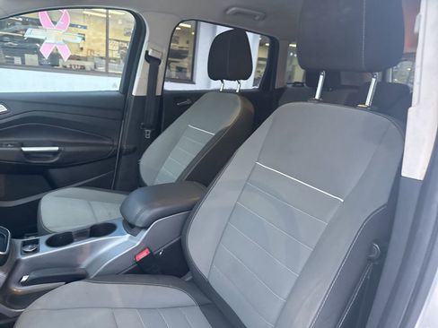 Used 2014 Ford Escape SE image 30