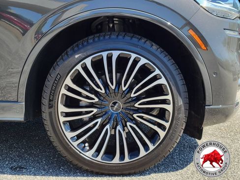 Used 2022 Lincoln Aviator Black Label w/ Dynamic Handling Package AWD/4WD image 11