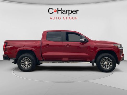 Used 2024 Chevrolet Colorado LT w/ LT Convenience Package II AWD/4WD image 2