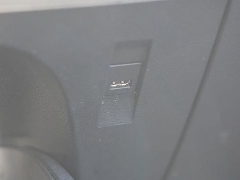 Used 2022 Toyota Corolla LE w/ Carpet Mat Package (TMS) image 26