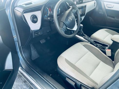 Used 2017 Toyota Corolla LE image 16