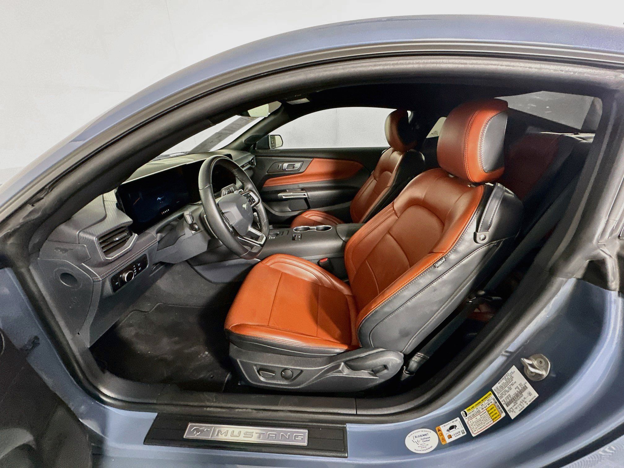 Used 2025 Ford Mustang GT Premium RWD image 13