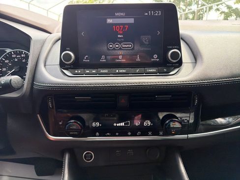 Used 2023 Nissan Rogue SL AWD/4WD image 20