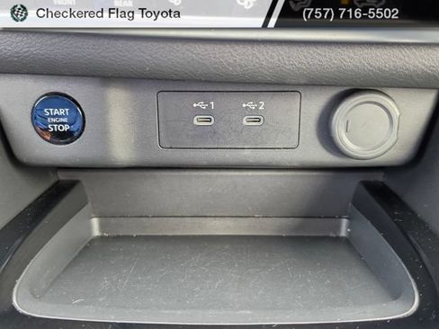 Used 2026 Nissan Rogue SV AWD/4WD image 18