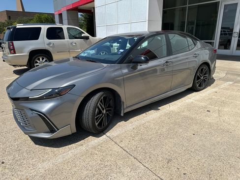 Used 2025 Toyota Camry XSE w/ Premium Plus Package FWD image 1