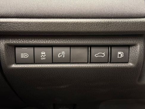 Used 2025 Toyota Camry LE FWD image 20