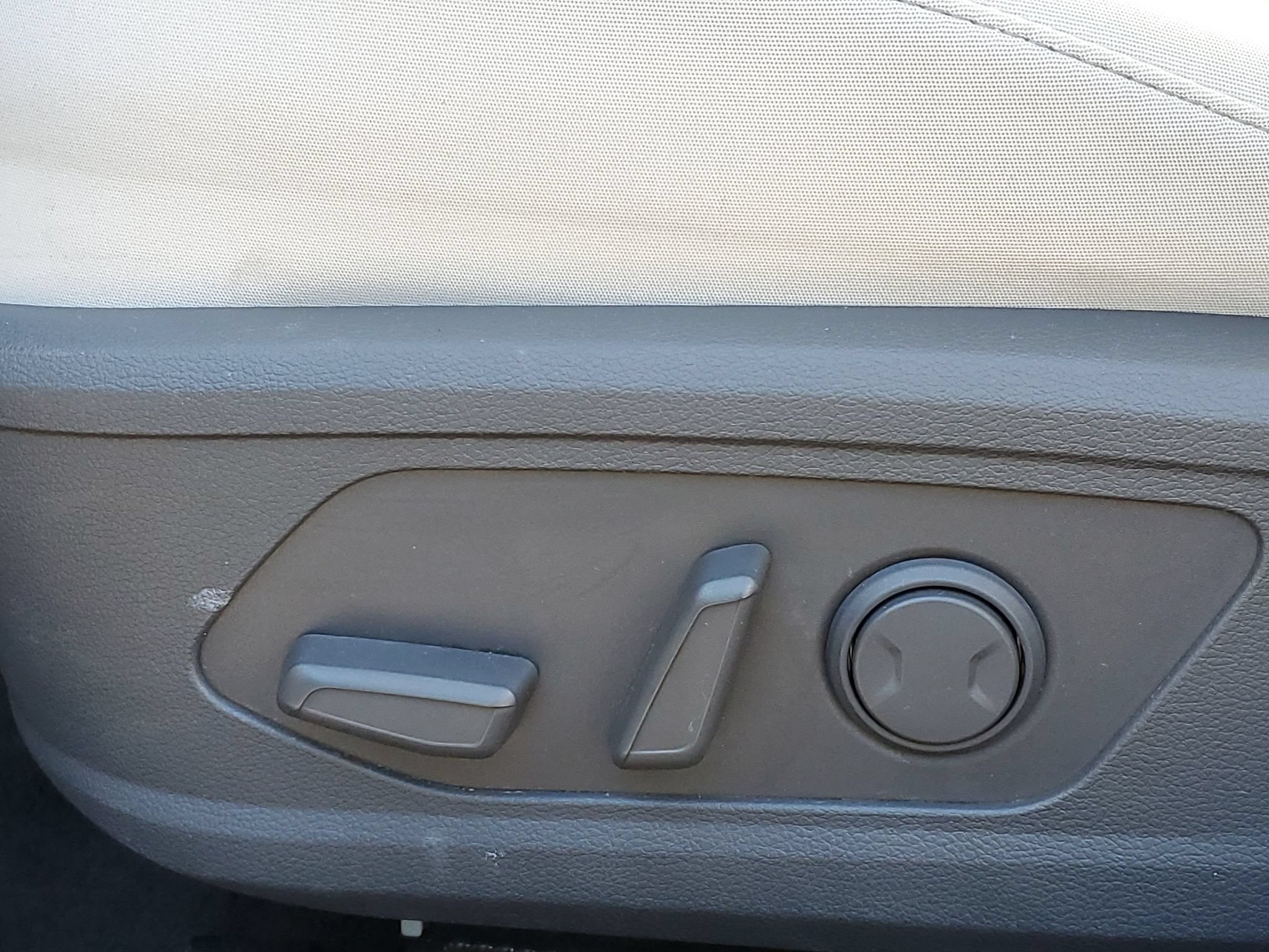 Used 2025 Hyundai Sonata SEL FWD image 6