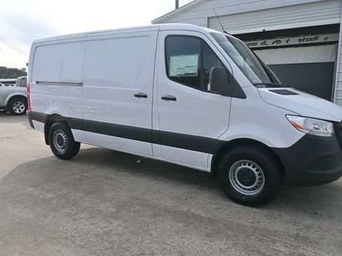 New 2025 Mercedes-Benz Sprinter 2500 image 15