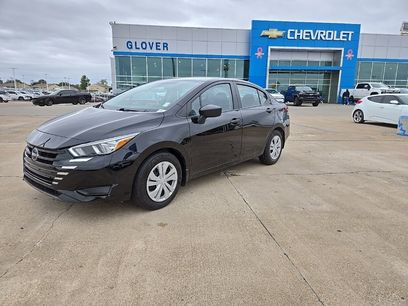 Used 2024 Nissan Versa S w/ Trunk Package