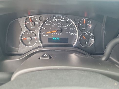 New 2025 GMC Savana 3500 w/ Power Convenience Package image 19