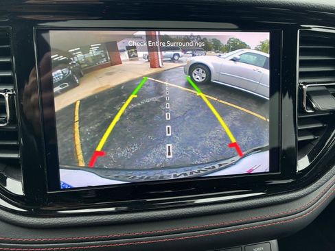 Used 2023 Dodge Durango GT image 29