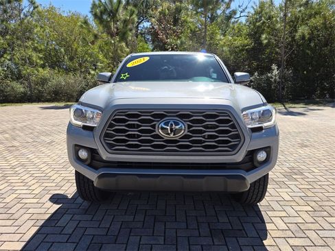 Used 2021 Toyota Tacoma TRD Off-Road w/ Technology Package image 2