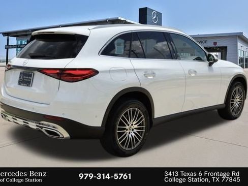 Used 2025 Mercedes-Benz GLC 300 image 5