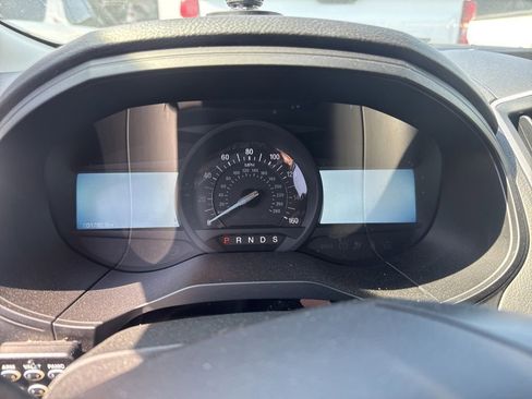 Used 2023 Ford Edge SE w/ Black Appearance Package AWD/4WD image 15