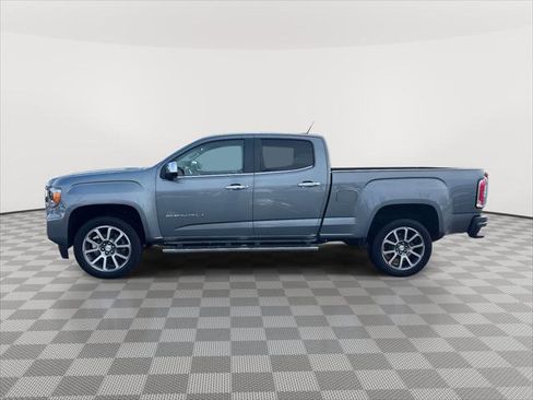 Used 2022 GMC Canyon Denali image 8
