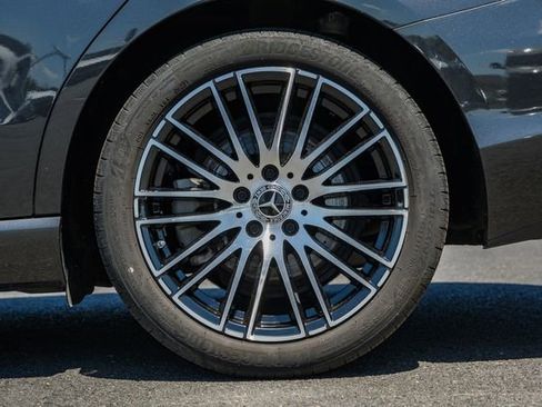 Certified 2023 Mercedes-Benz C 300 4MATIC Sedan image 18