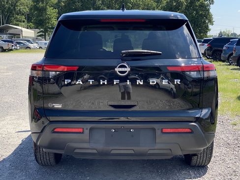 Used 2022 Nissan Pathfinder S FWD image 6