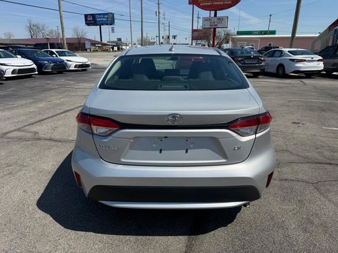 Used 2021 Toyota Corolla LE image 7