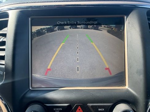 Used 2014 Jeep Grand Cherokee Limited w/ Trailer Tow Group IV AWD/4WD image 24