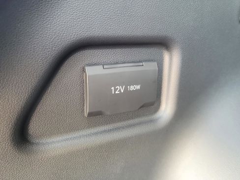 Used 2025 Hyundai Tucson SEL FWD image 38