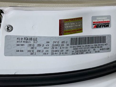 Used 2018 Chrysler Pacifica Touring Plus w/ Tire & Wheel Group image 28