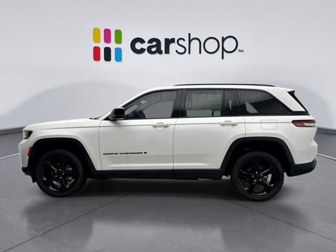 Used 2023 Jeep Grand Cherokee Limited w/ Black Appearance Package image 2