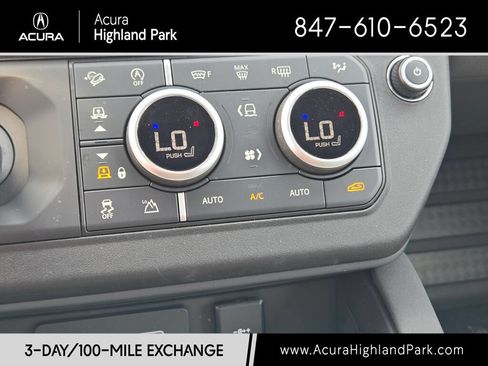Used 2023 Land Rover Defender 90 X-Dynamic SE AWD/4WD image 35
