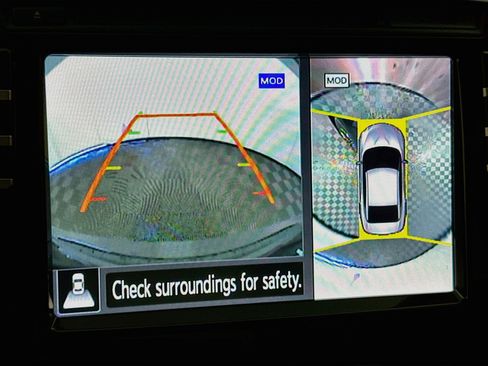 Used 2017 Nissan Maxima Platinum w/ Medallion Package FWD image 22