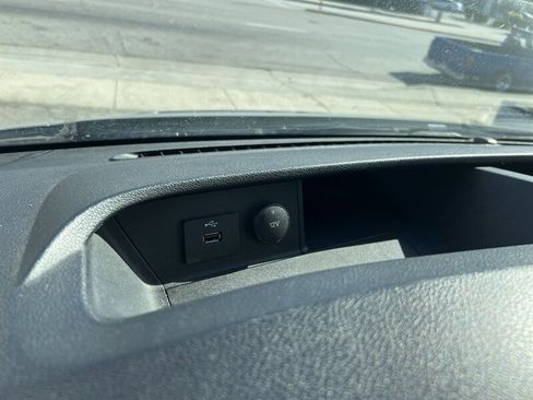 Used 2020 Ford Transit 250 148 High Roof Extended image 18