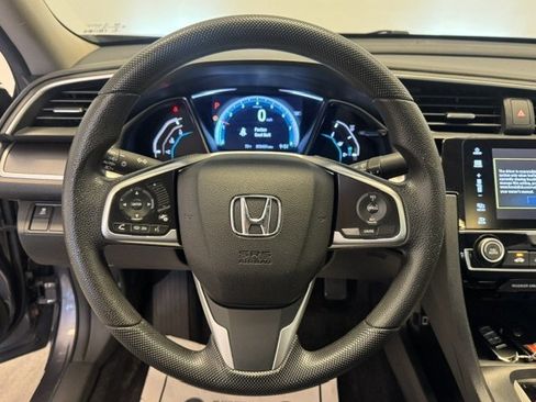 Used 2018 Honda Civic EX image 9