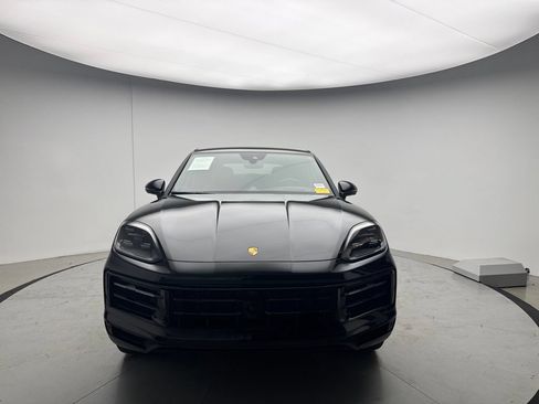 Certified 2024 Porsche Cayenne Coupe AWD/4WD image 25