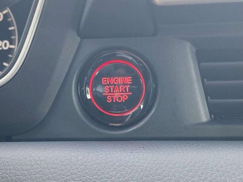 New 2025 Honda Pilot EX-L image 21