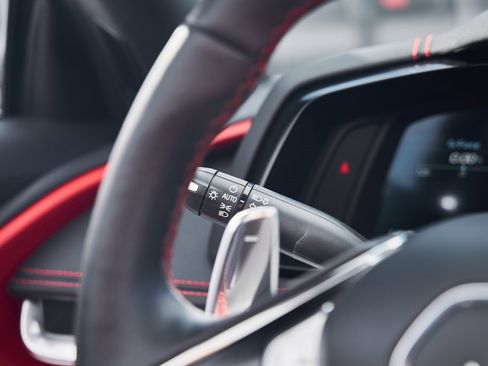 Used 2022 Chevrolet Corvette Stingray Preferred Conv w/ Z51 Performance Package image 45