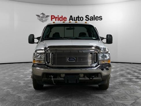 Used 2004 Ford F350 Lariat RWD image 2