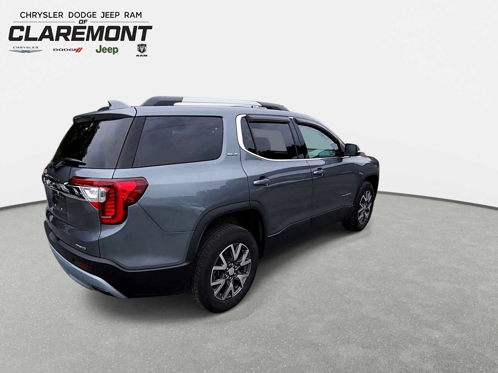 Used 2022 GMC Acadia SLE w/ Driver Convenience Package AWD/4WD image 8