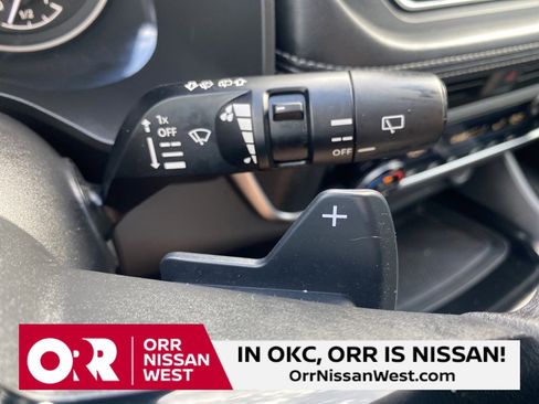 Used 2023 Nissan Rogue SV image 29