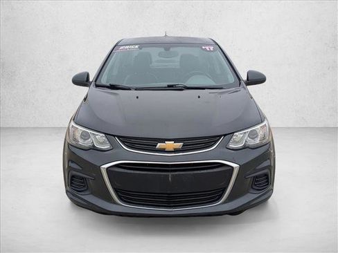 Used 2017 Chevrolet Sonic Premier image 2