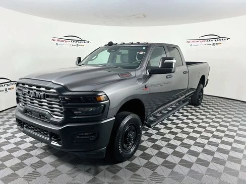 Used 2025 RAM 2500 Tradesman AWD/4WD image 4