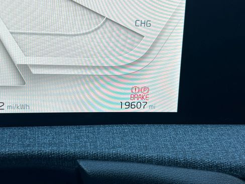 Used 2023 Kia EV6 Light image 28