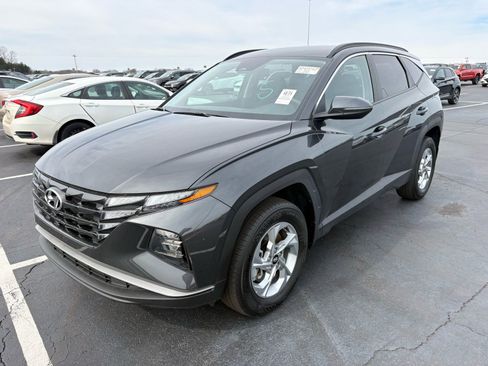 Certified 2023 Hyundai Tucson SEL image 9