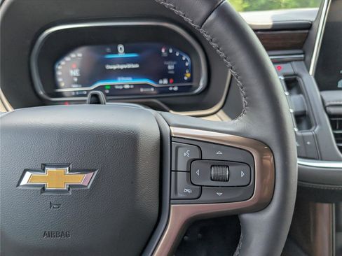 Used 2024 Chevrolet Tahoe High Country w/ Advanced Technology Package AWD/4WD image 29