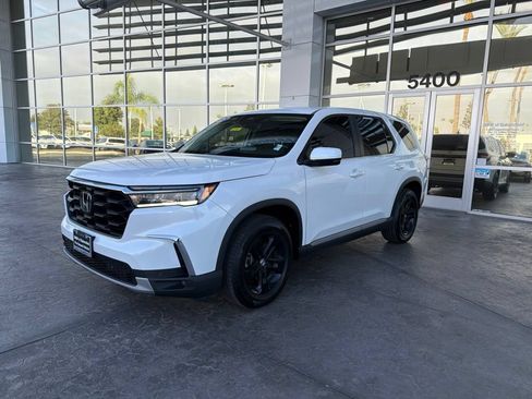 Used 2025 Honda Pilot EX-L image 1