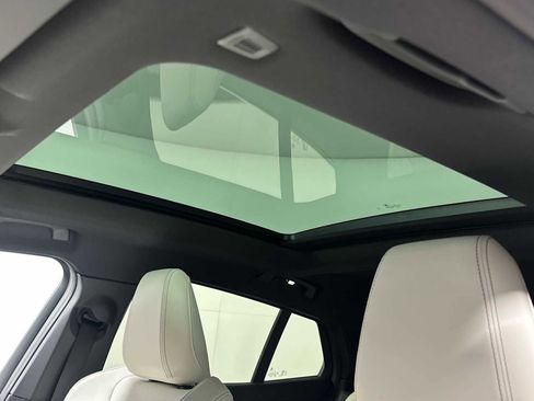 New 2026 BMW X2 xDrive28i w/ M Sport Package image 17